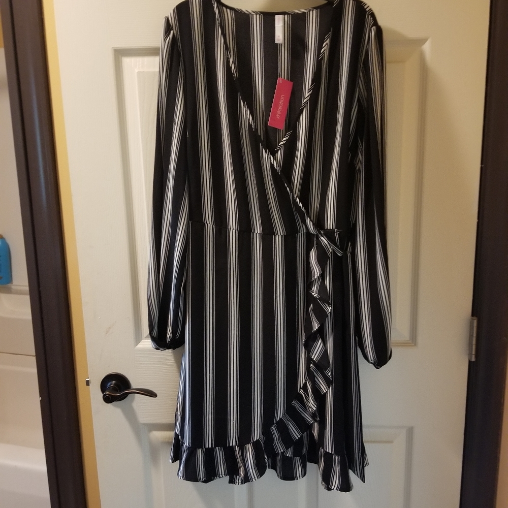 XHILARATION Midi Wrap Dress